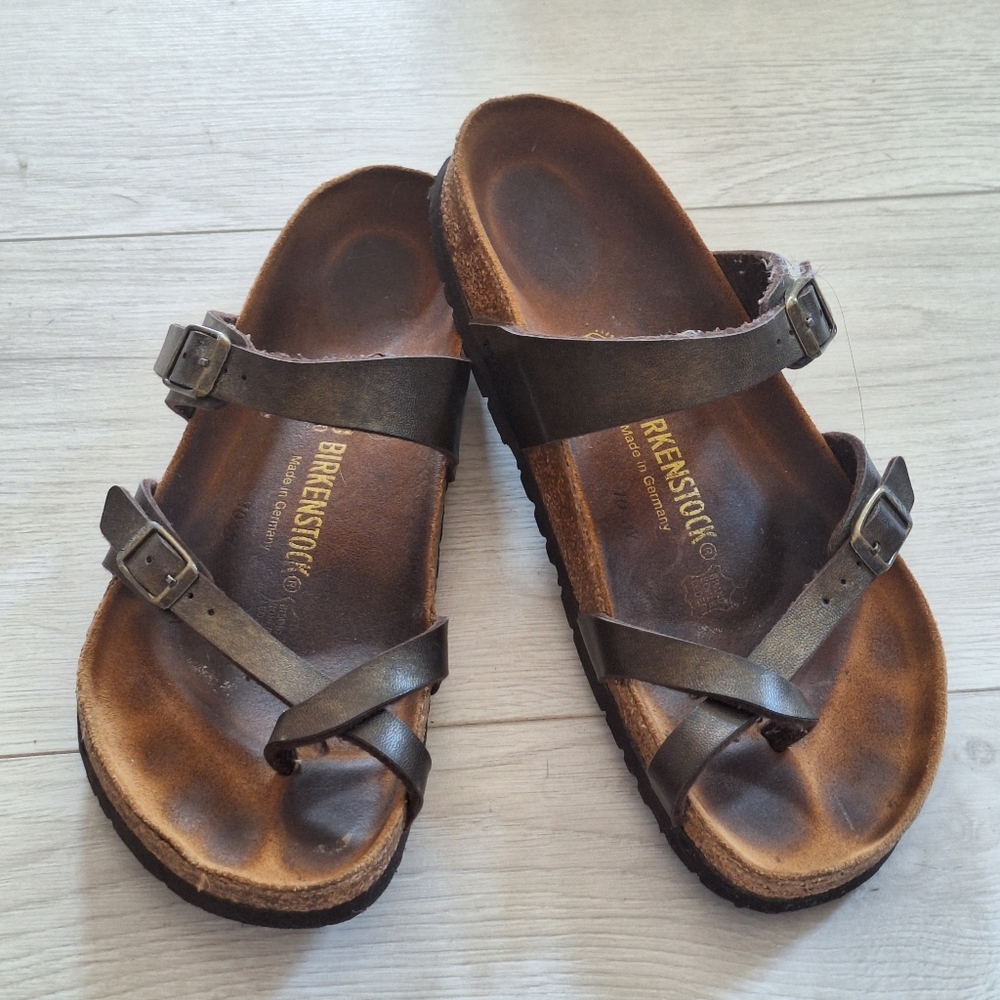 Birkenstock Mayari Birko-Flor Gold - Sandals Size 40 Regular Fit 9.5
